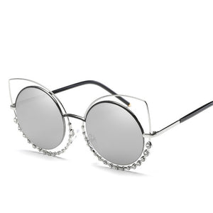 attractive lavish Cat Eye Sunglasses young lady
 Coating with reflection
 Mirror Diamond decorative aviators
 young lady
 Shades UV400 - Beijooo