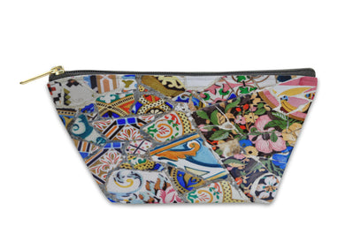 Accessory Pouch, Gaudi Mosaic In Guell Park In Barcelona Spain - Beijooo