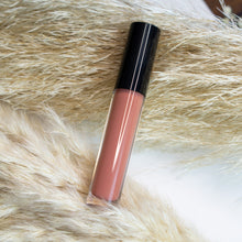 Load image into Gallery viewer, Lip Gloss - Coral - Beijooo