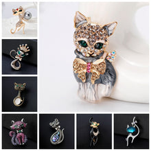 Load image into Gallery viewer, Lively Pride Cat Brooch for Party husk heavy metal
 Crown Blue Crystal Enamel Pin Black Animal Brooch for young lady
 Jewelry add-ons - Beijooo
