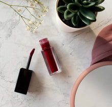 Load image into Gallery viewer, Matte Lip Stain - Satin Red - Beijooo