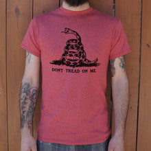 Carregar imagem no visualizador da galeria, Don&#39;t Tread On Me T-Shirt (Mens) - Beijooo