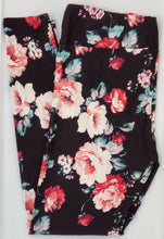 Carregar imagem no visualizador da galeria, OS LuLaRoe One Size Leggings Floral Roses Black Pink Green NWT G90 - Beijooo